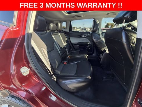 Used 2022 Jeep Compass Latitude w/ Sun and Sound Group AWD/4WD image 22