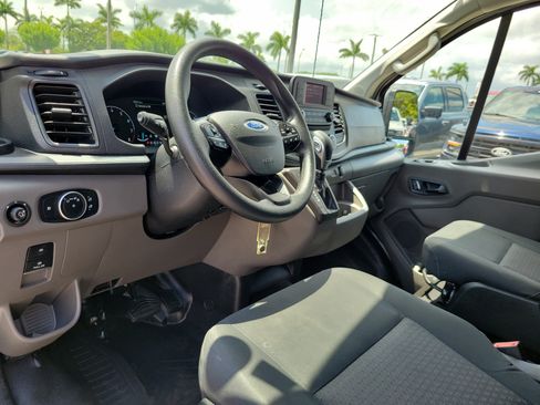 Used 2025 Ford Transit 250 Low Roof w/ Exterior Upgrade Package RWD image 9