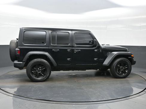 Used 2021 Jeep Wrangler Unlimited Sport image 7