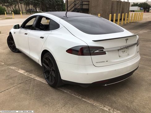 Used 2015 Tesla Model S 85D AWD/4WD image 5