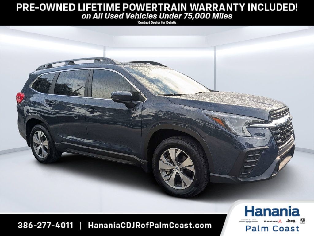 Used 2025 Subaru Ascent Premium AWD/4WD image 1