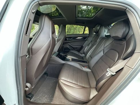 New 2026 Porsche Panamera 4 image 27