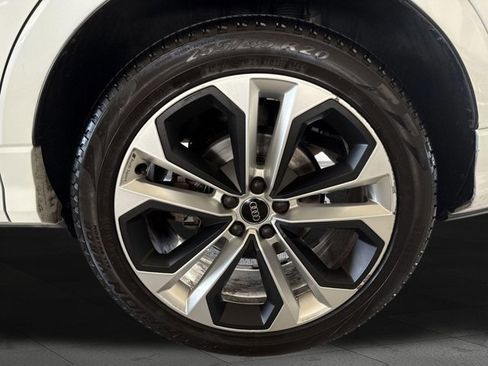 Used 2020 Audi Q3 2.0T Prestige w/ Prestige Package AWD/4WD image 23