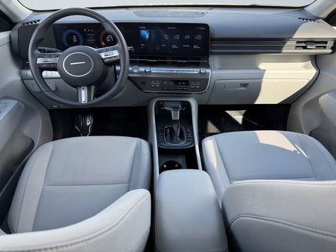 Used 2025 Hyundai Kona SEL image 10