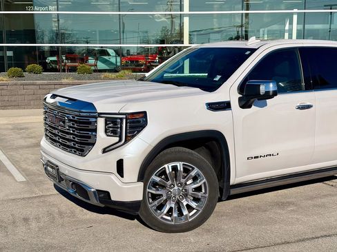 Used 2024 GMC Sierra 1500 Denali w/ Denali Reserve Package image 2
