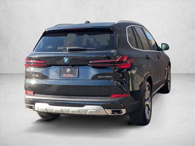 Used 2026 BMW X5 xDrive50e w/ Premium Package AWD/4WD image 2