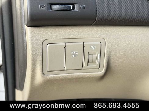 Used 2011 Hyundai Elantra GLS image 21