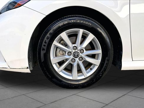 Used 2025 Toyota Camry LE FWD image 11