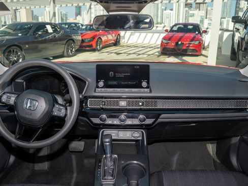 Certified 2025 Honda Civic LX image 9