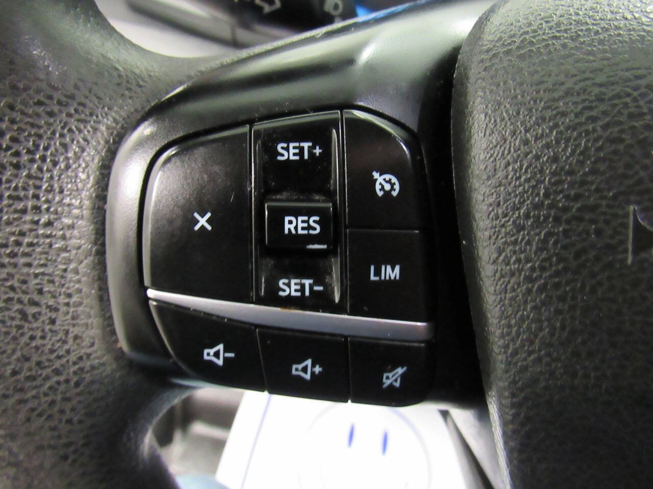 Used 2023 Ford Transit 250 Medium Roof AWD image 39