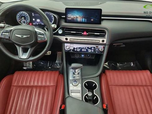 Used 2025 Genesis G70 2.5T image 20