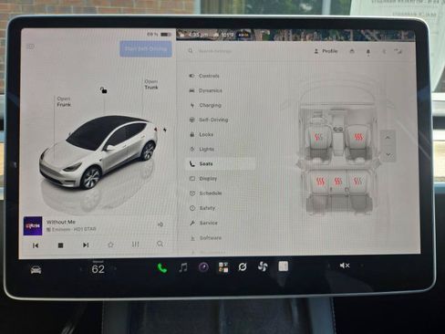 Used 2023 Tesla Model Y Long Range AWD/4WD image 50