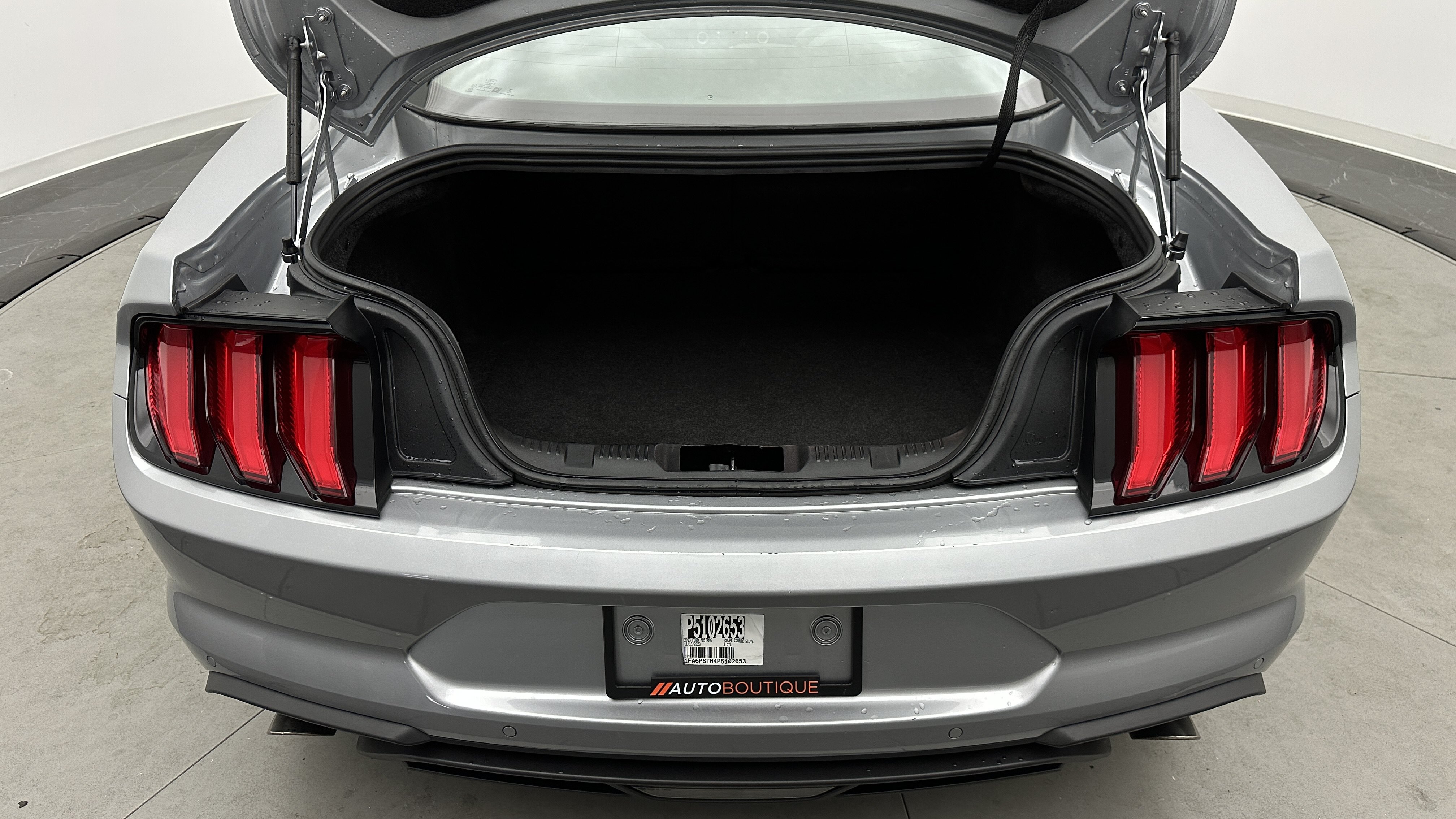 Used 2023 Ford Mustang Premium RWD image 28