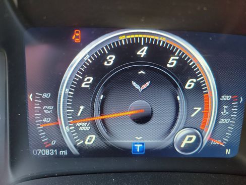 Used 2014 Chevrolet Corvette Stingray Convertible image 14