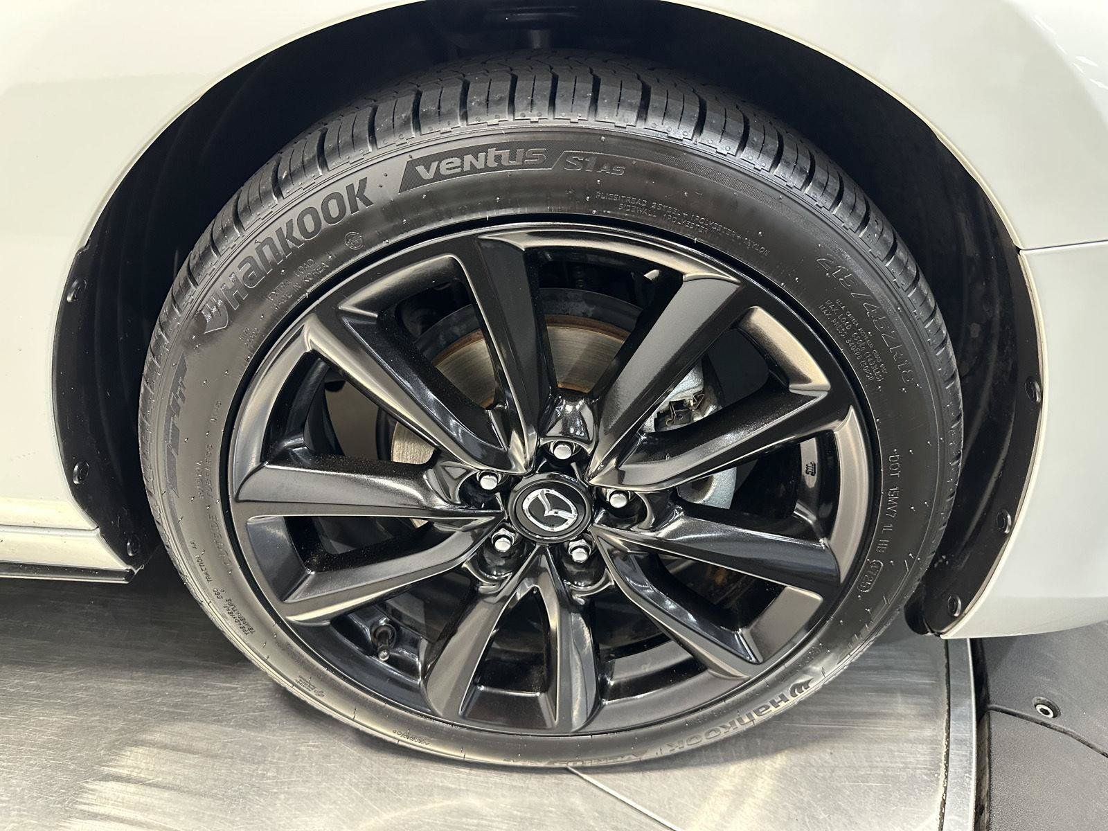 Used 2024 MAZDA MAZDA3 s FWD image 12