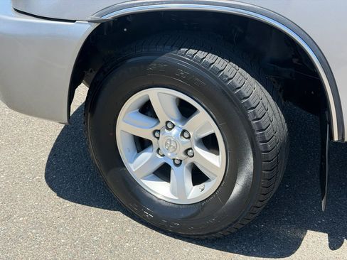 Used 2005 Toyota Tundra SR5 RWD image 11