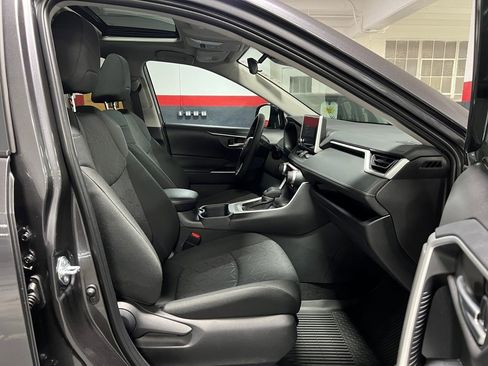 Certified 2025 Toyota RAV4 XLE image 21