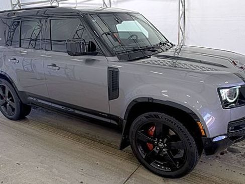 Certified 2024 Land Rover Defender 110 X image 2