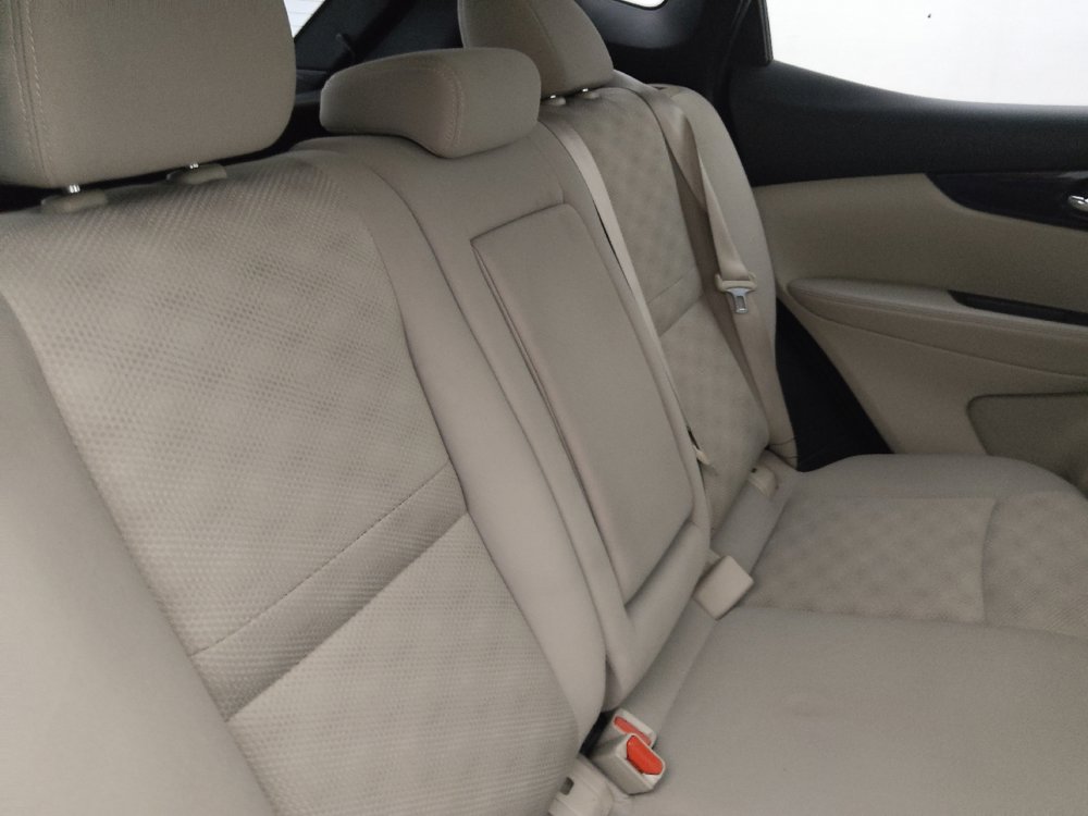 Used 2019 Nissan Rogue Sport SV FWD image 19