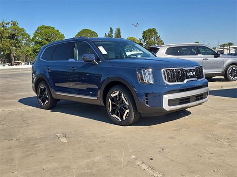 New 2025 Kia Telluride EX image 2