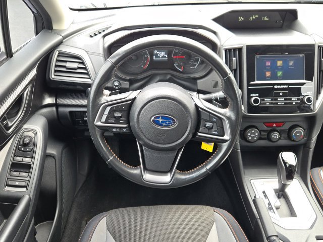 Used 2018 Subaru Crosstrek 2.0i Premium w/ Popular Package #2 AWD/4WD image 2