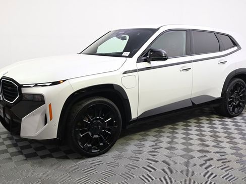 Used 2023 BMW XM AWD/4WD image 2