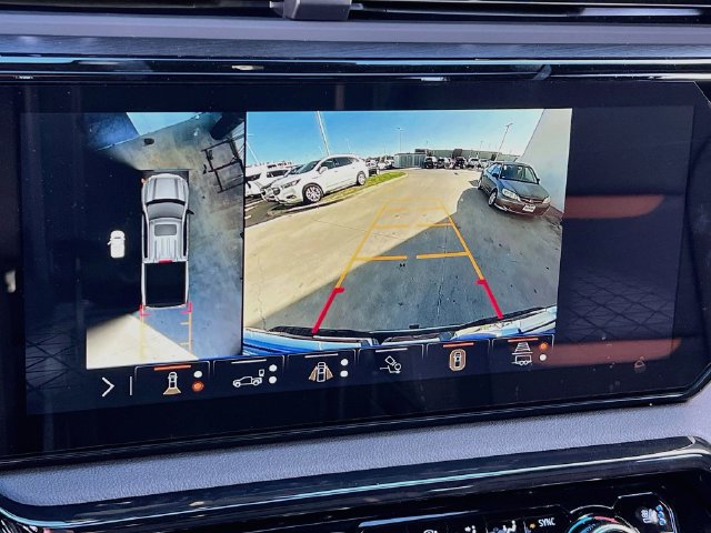 New 2026 GMC Sierra 1500 AT4 w/ AT4 Premium Package AWD/4WD image 9