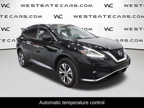 Used 2023 Nissan Murano SV image 2