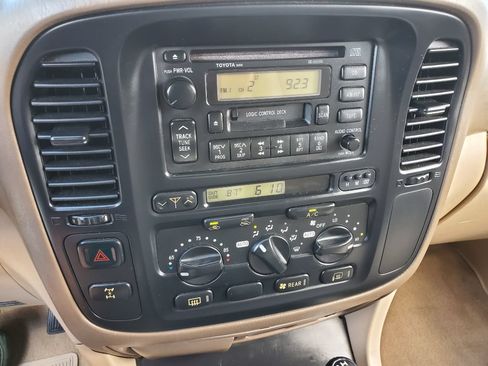 Used 1999 Toyota Land Cruiser AWD/4WD image 21