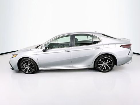 Used 2023 Toyota Camry SE w/ Protection Package (Q2) (TMS) image 4