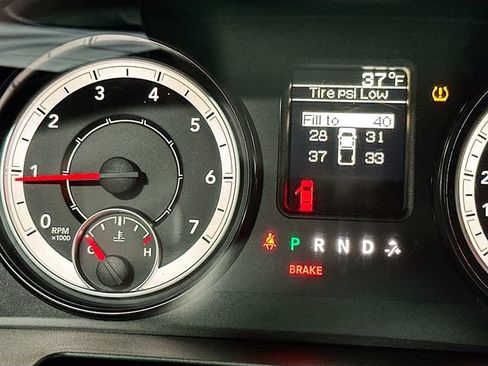 Used 2016 RAM 1500 Express AWD/4WD image 13