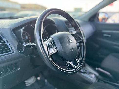 Used 2018 Mitsubishi Outlander Sport LE image 10