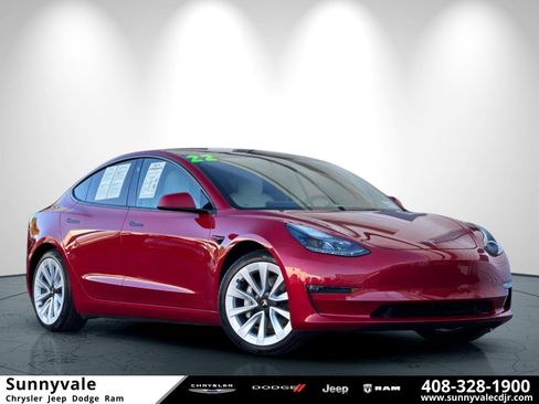 Used 2022 Tesla Model 3 Long Range image 1