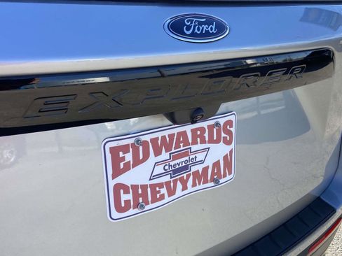 Used 2022 Ford Explorer ST-Line w/ Class IV Trailer Tow Package image 31