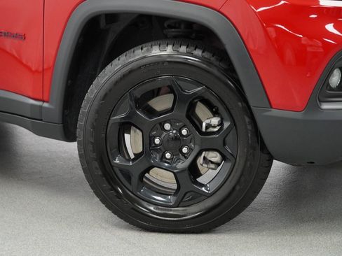 Certified 2024 Jeep Compass Trailhawk image 4