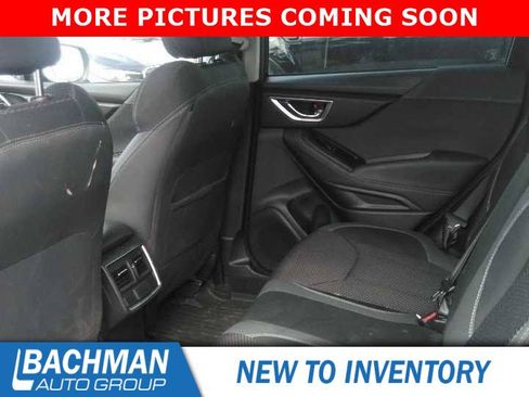 Used 2023 Subaru Forester Premium AWD/4WD image 5