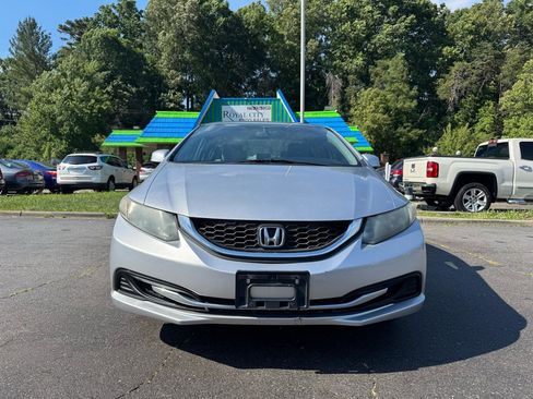 Used 2013 Honda Civic LX image 2
