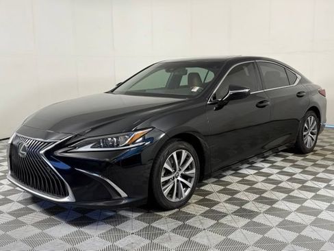 Used 2020 Lexus ES 350 w/ Premium Package FWD image 2