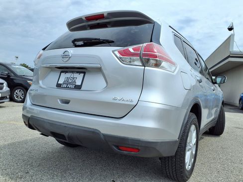 Used 2016 Nissan Rogue SV AWD/4WD image 32