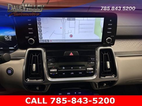 Used 2023 Kia Sorento SX image 8