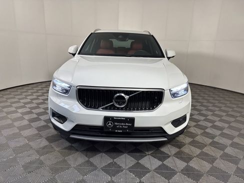 Used 2019 Volvo XC40 T5 Momentum image 8