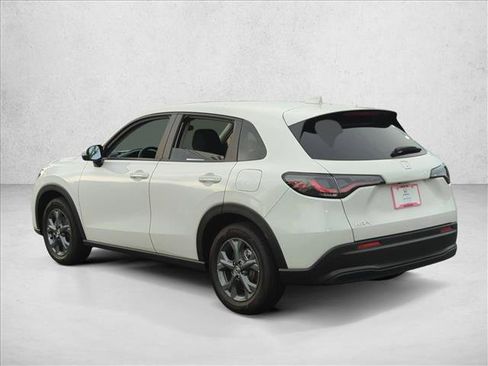 Certified 2026 Honda HR-V LX image 8