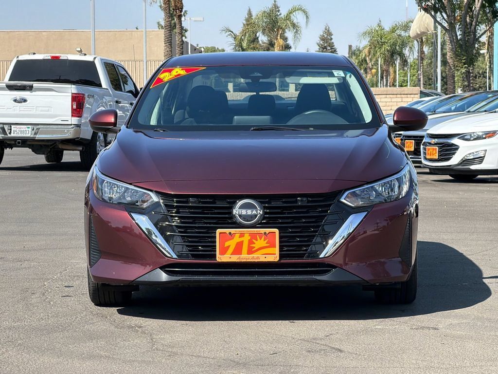 Used 2024 Nissan Sentra SV FWD image 8
