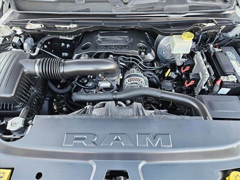 Used 2019 RAM 1500 Big Horn image 23