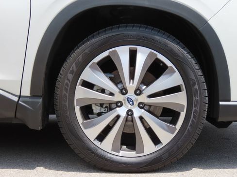 Used 2022 Subaru Ascent Limited AWD/4WD image 16