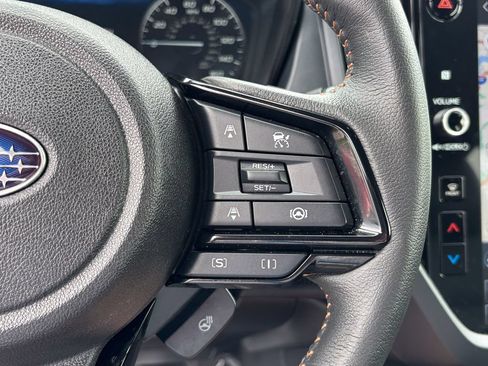 Used 2025 Subaru Forester Touring AWD/4WD image 36