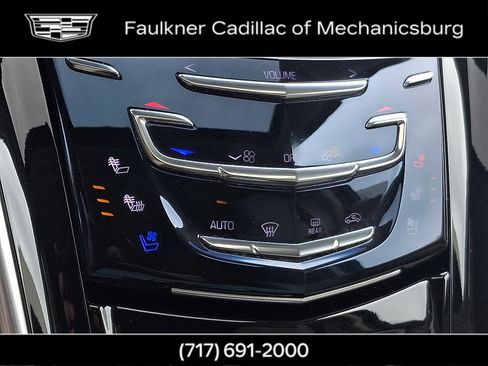 Used 2018 Cadillac Escalade Luxury AWD/4WD image 21