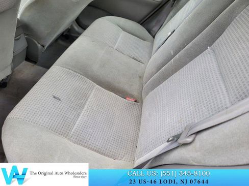 Used 2005 Toyota Corolla CE image 12