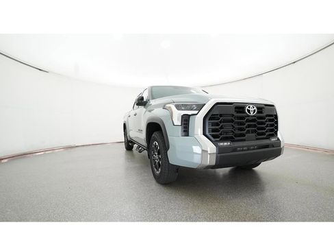 New 2025 Toyota Tundra SR5 AWD/4WD image 30