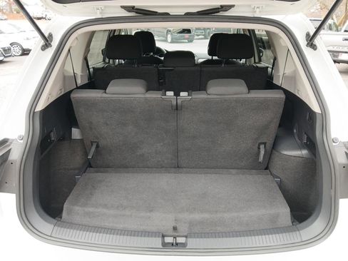 Used 2018 Volkswagen Tiguan S w/ 3rd Row Seat Package image 10